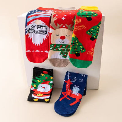 Cozy Christmas Socks – Holiday Cheer for Your Feet!